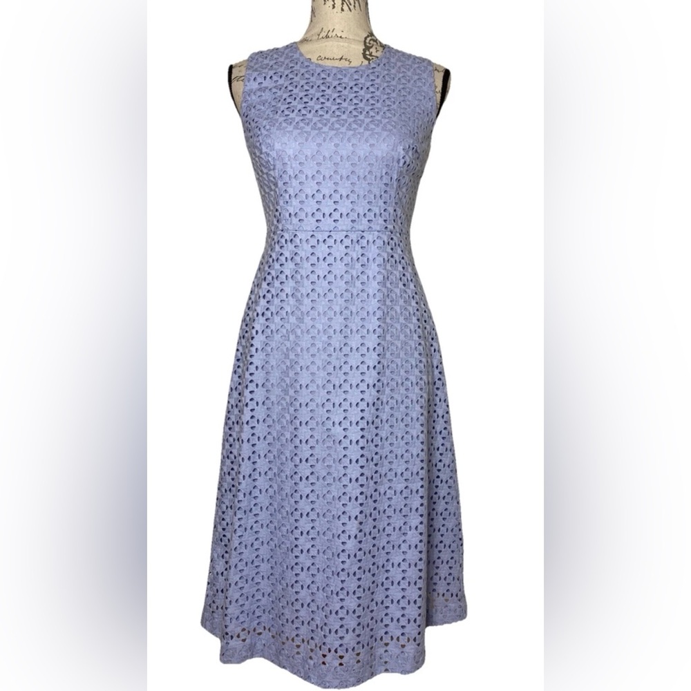 Ann Taylor Embroidered Sleeveless Lined Shift Dress Size 0